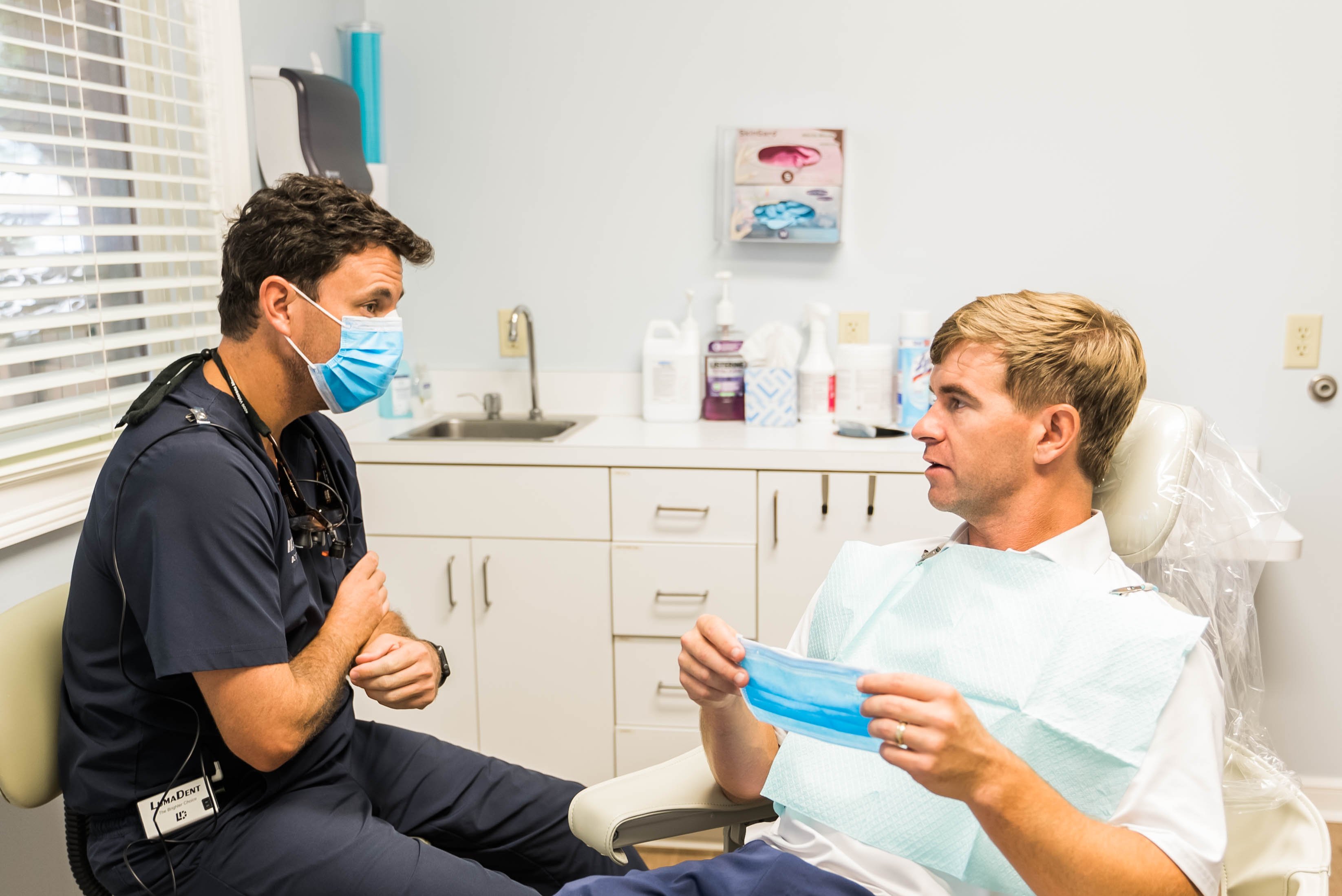How does a fee-for-service office submit dental claims?